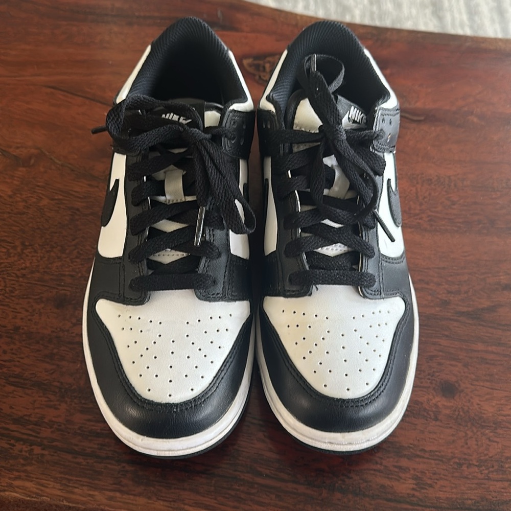 Nike Black and White low dunk pandas - Picture 4 of 6